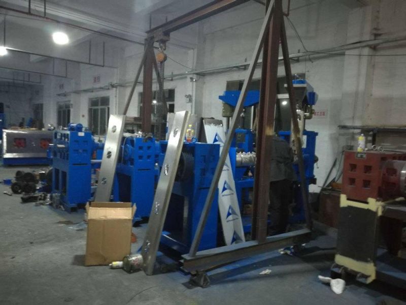 2022 New Design Cantilever Cable Stranding Machine