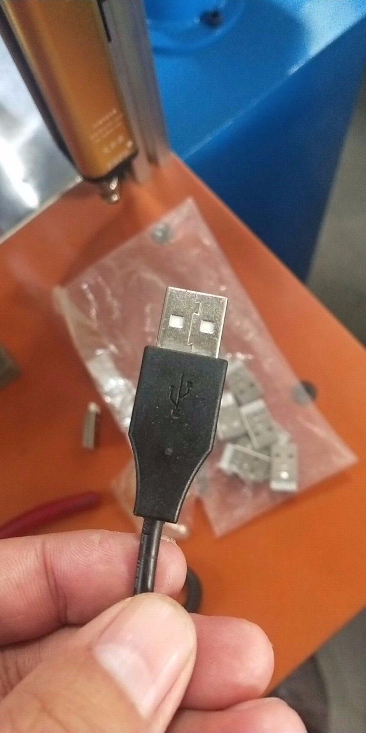 Wl-Js160 USB Cable Injection Molding Machine for USB a Male Micro Cable