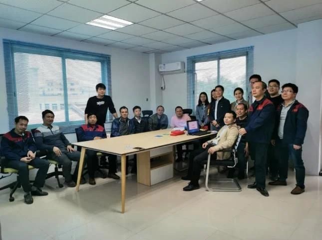 2021 New Design Hydraulic Solder Wire Extrusion Machine