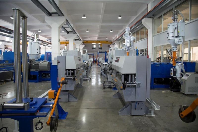 Lshf Wire Cable Extruding Production Line