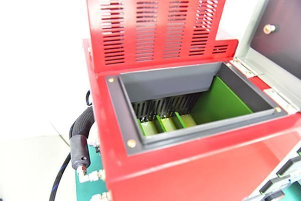 Automatic Hot Melt Adhesive Glue Filling Dispensing Machine on PCB