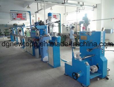 PE Foaming Electrical Wire Cable Extruding Machine (XJ-40+30)